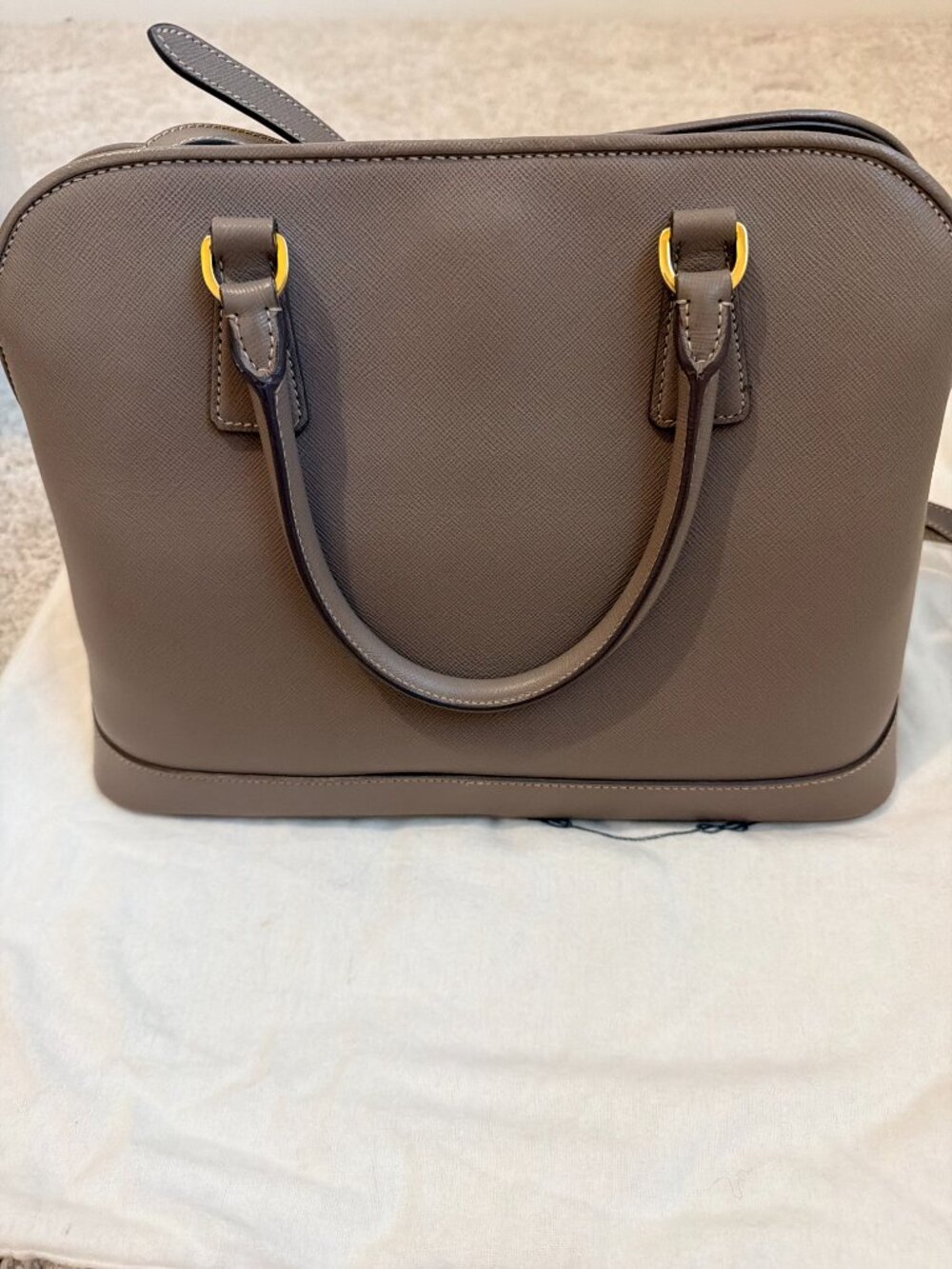 Authentic Prada Saffiano Lux Promenade Argilla Handbag - Like New! - Picture 3 of 6